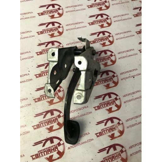 Педаль зчеплення Opel Vivaro 2007-2014 91159859